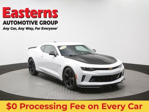 Used 2018 Chevrolet Camaro LT RWD image 47