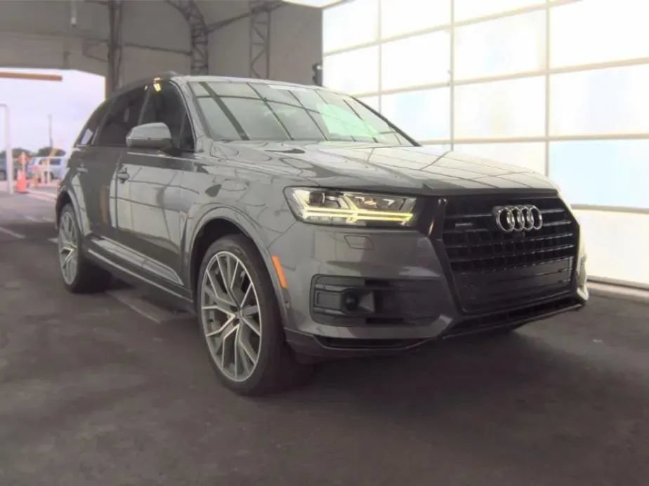 Used 2019 Audi Q7 3.0T Prestige w/ Prestige Package AWD/4WD image 2