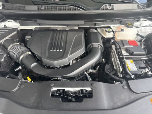 Used 2026 GMC Acadia Elevation w/ Elevation Premium Package FWD image 33