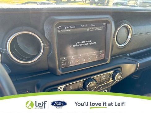 Used 2018 Jeep Wrangler Unlimited Sahara image 16