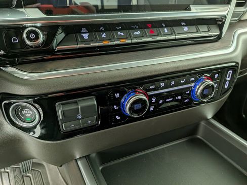 New 2026 GMC Sierra 3500 SLT w/ SLT Premium Package image 23