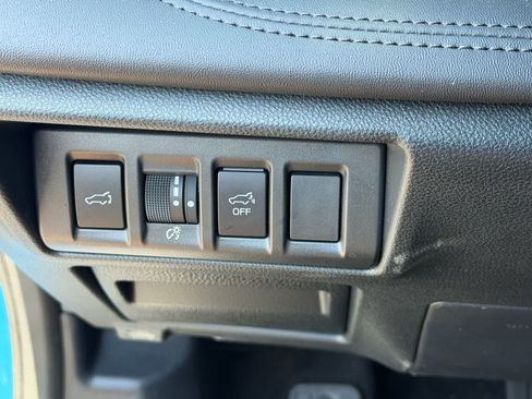 Used 2025 Subaru Outback Wilderness AWD/4WD image 15