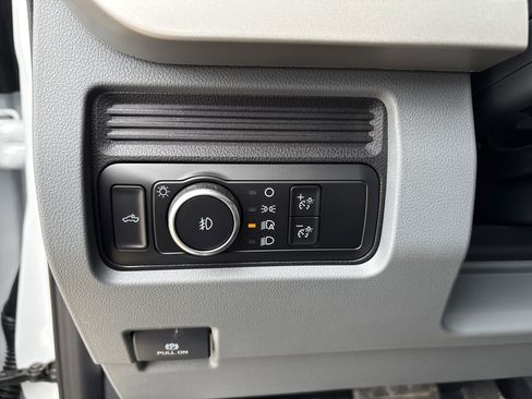 Used 2024 Ford F350 XLT w/ Snow Plow/Camper Package image 12