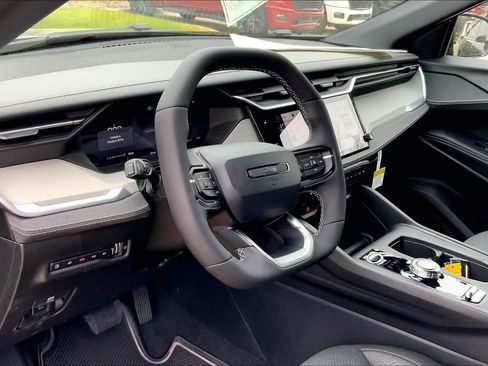 New 2026 Jeep Cherokee Laredo image 8