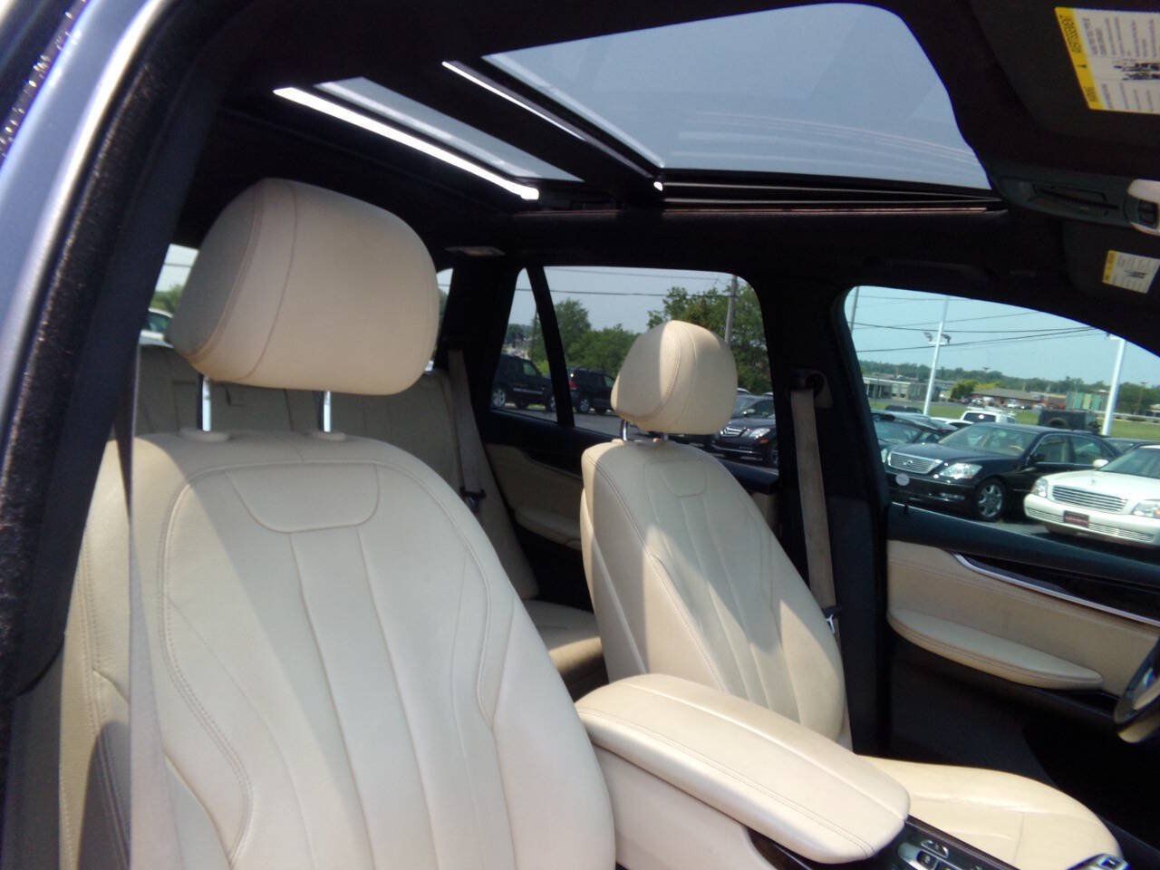 Used 2017 BMW X5 xDrive40e AWD/4WD image 32