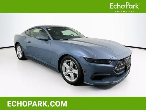 Used 2026 Ford Mustang Premium RWD image 1