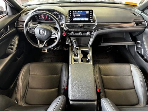 Used 2019 Honda Accord Sport image 15