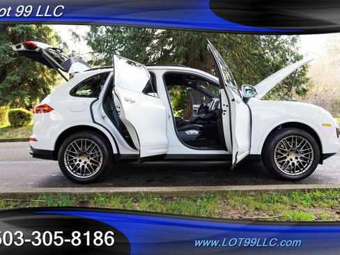 Used 2017 Porsche Cayenne Platinum Edition image 30