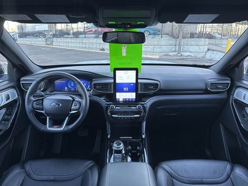 Used 2023 Ford Explorer ST w/ Equipment Group 401A image 2