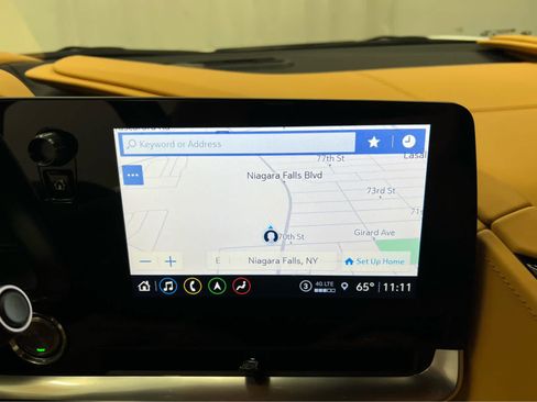 Used 2022 Chevrolet Corvette Stingray Premium Cpe w/ Engine Appearance Package image 5