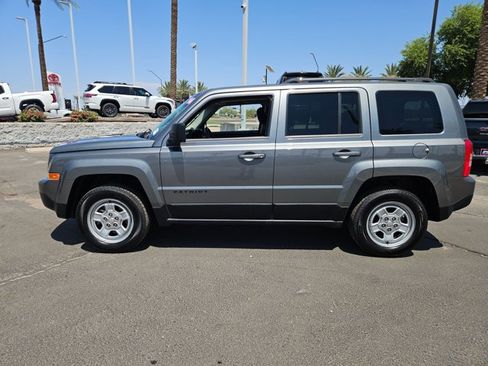 Used 2014 Jeep Patriot Sport w/ Power Value Group AWD/4WD image 9