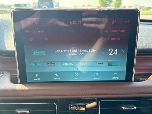 Used 2022 Lincoln Aviator Grand Touring w/ Equipment Group 301A AWD/4WD image 31
