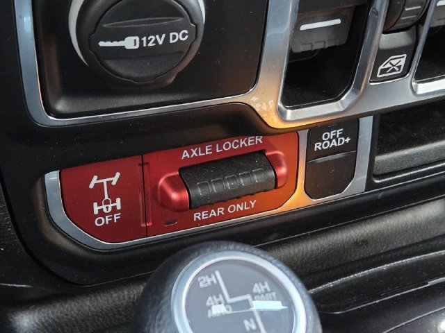 Used 2024 Jeep Wrangler Unlimited AWD/4WD image 20