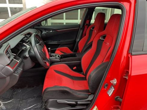 Used 2018 Honda Civic Type R image 5