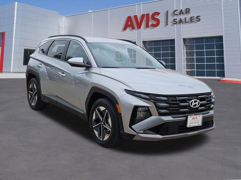 Used 2025 Hyundai Tucson SEL FWD image 9