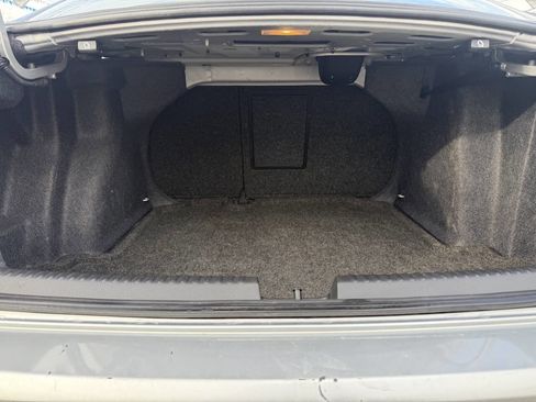 Used 2011 Volkswagen Jetta SE image 16