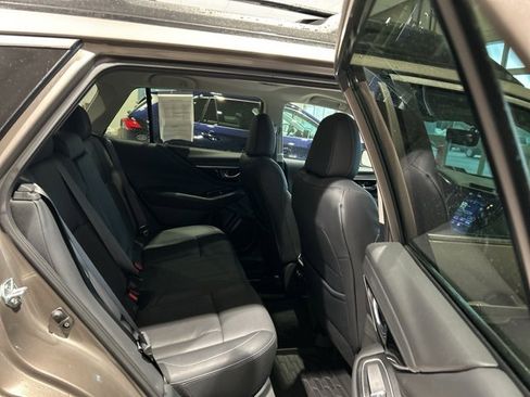 Used 2022 Subaru Outback Limited image 20
