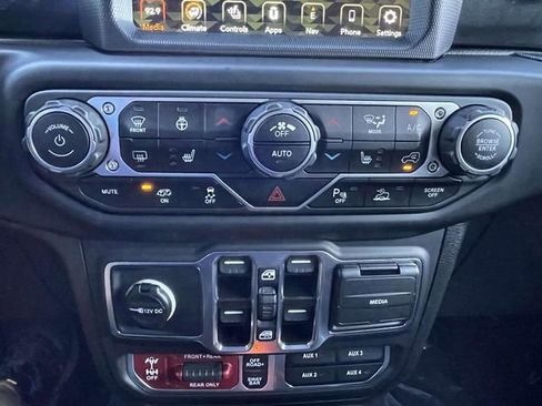 Used 2023 Jeep Wrangler Unlimited Rubicon 392 w/ Xtreme Recon 35" Tire Package AWD/4WD image 19