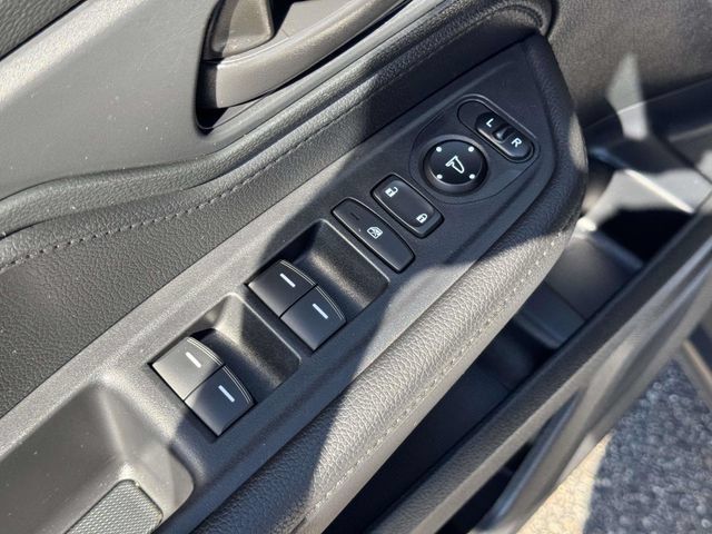 Used 2023 Honda Odyssey EX-L image 16