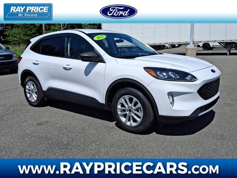 Certified 2022 Ford Escape SE w/ Convenience Package AWD/4WD image 1
