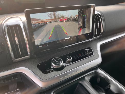 New 2025 Ford Expedition Tremor image 50