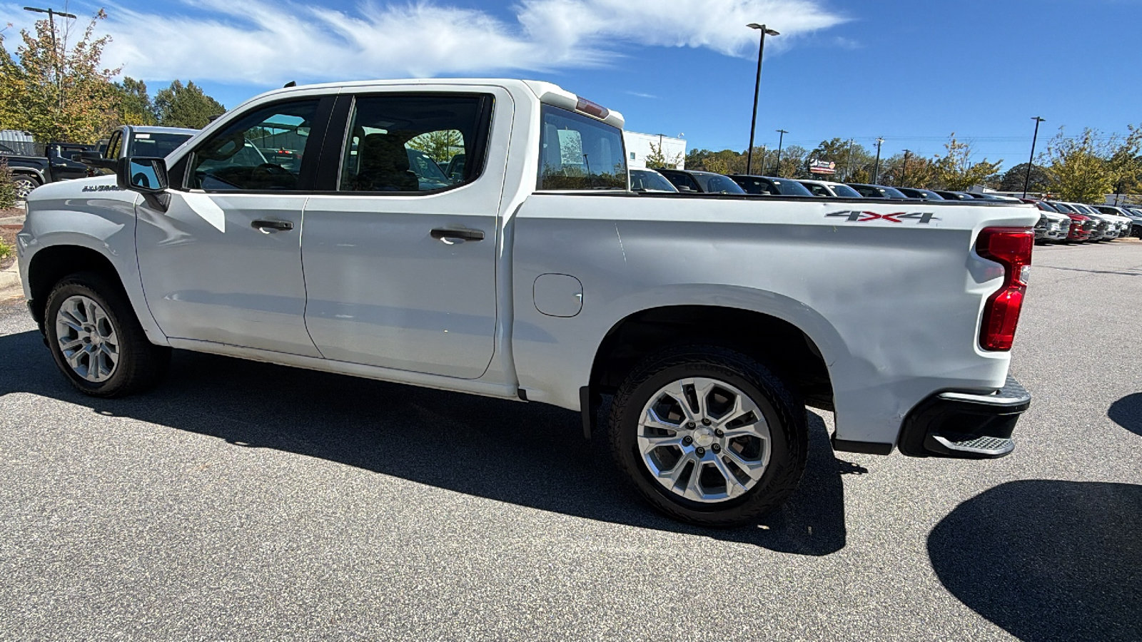 Used 2019 Chevrolet Silverado 1500 W/T w/ Trailering Package AWD/4WD image 10
