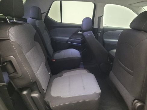 Used 2019 Chevrolet Traverse LT FWD image 19