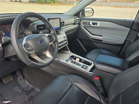 Used 2023 Ford Explorer XLT w/ Equipment Group 202A image 22
