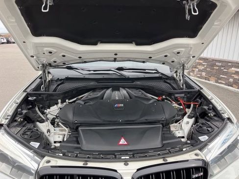 Used 2017 BMW X5 M AWD/4WD image 23