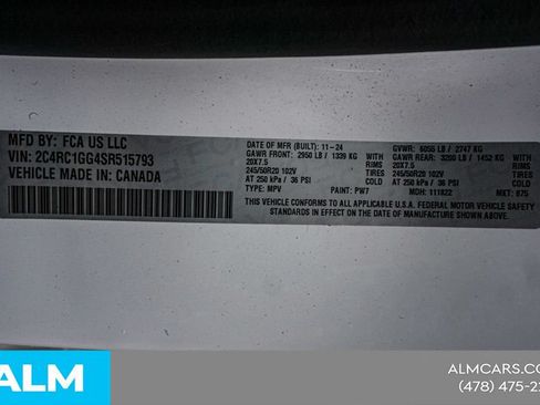 Used 2025 Chrysler Pacifica Limited FWD image 58