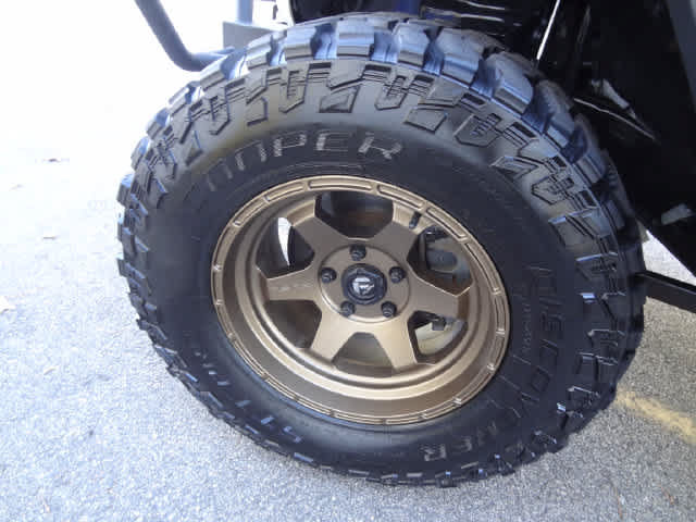 Used 2018 Jeep Wrangler Rubicon AWD/4WD image 38