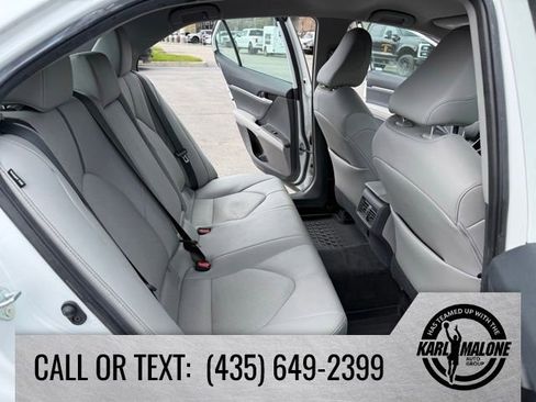 Used 2021 Toyota Camry XLE AWD/4WD image 31