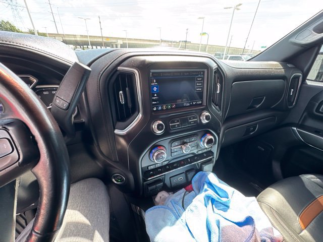 Used 2021 GMC Sierra 1500 AT4 w/ AT4 Premium Package AWD/4WD image 4