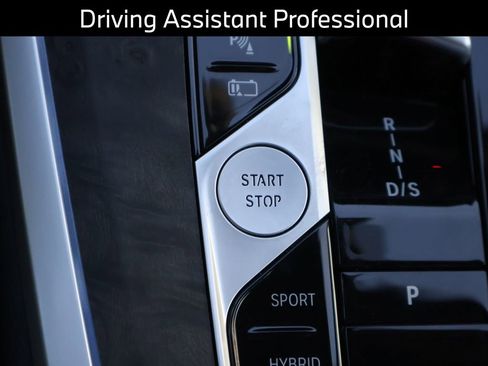 New 2026 BMW X5 xDrive50e image 32