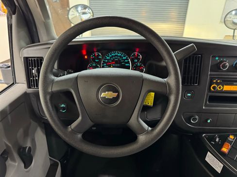 Used 2019 Chevrolet Express 3500 w/ School Bus Package image 44
