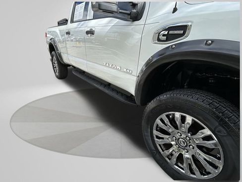 Used 2016 Nissan Titan S image 30