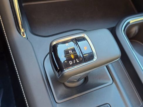 Used 2024 GMC Sierra 1500 AT4X image 70