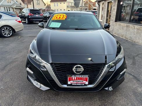 Used 2019 Nissan Altima 2.5 S image 2