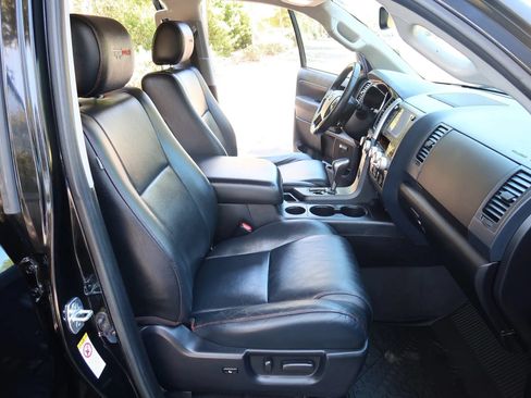 Used 2020 Toyota Sequoia TRD Pro AWD/4WD image 35