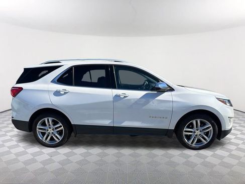 Used 2019 Chevrolet Equinox Premier image 4
