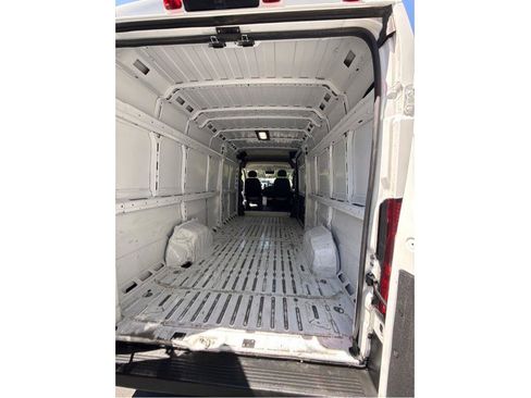 Used 2025 RAM ProMaster 3500 w/ Convenience Group FWD image 17