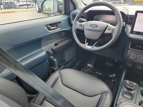 New 2026 Ford Maverick Lariat w/ Black Appearance Package image 11