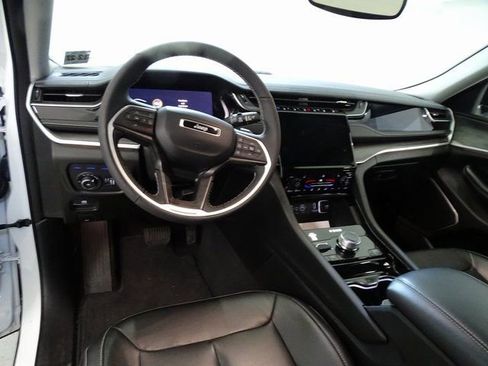 Certified 2022 Jeep Grand Cherokee Limited 4xe AWD/4WD image 5