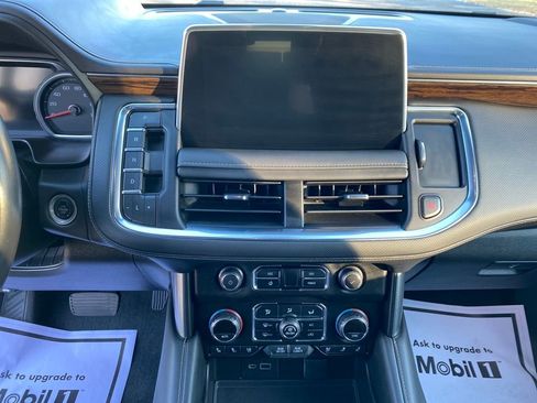 Used 2021 Chevrolet Tahoe Premier w/ Premium Package image 25