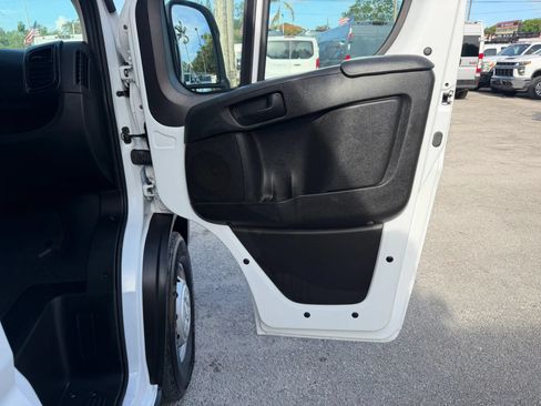 Used 2023 RAM ProMaster 3500 FWD image 17
