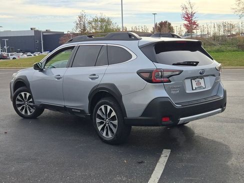 Used 2023 Subaru Outback Limited image 13