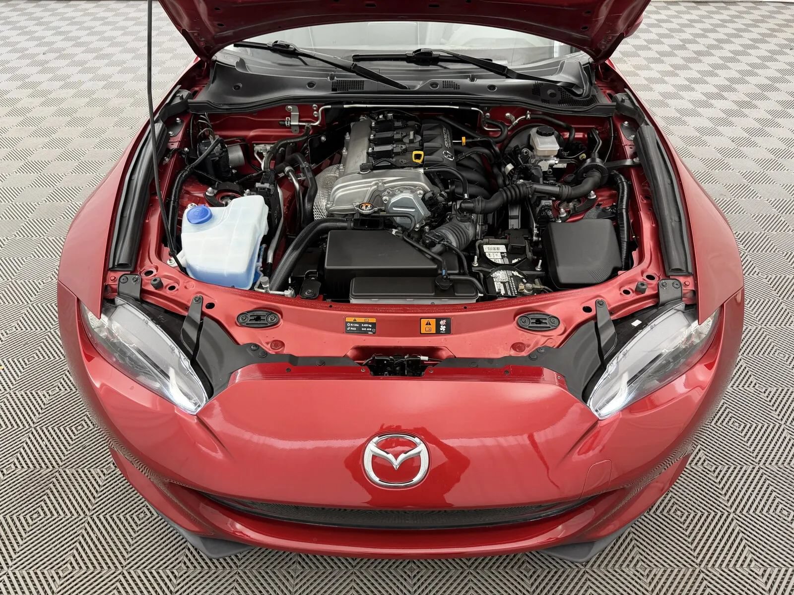 Used 2016 MAZDA MX-5 Miata Grand Touring RWD image 29