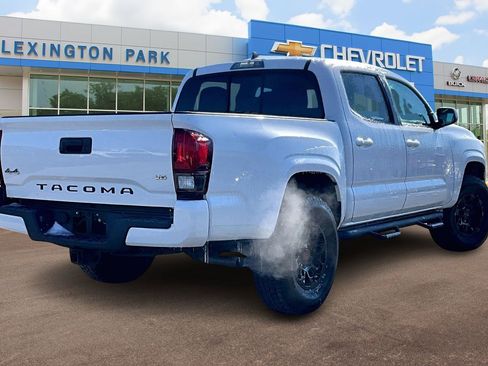 Used 2019 Toyota Tacoma SR w/ SR Convenience Package image 13