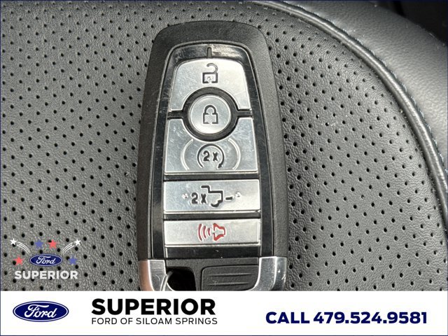 Used 2025 Ford F250 Platinum w/ FX4 Off-Road Package AWD/4WD image 29