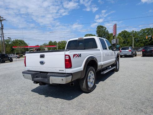 Used 2016 Ford F250 Lariat w/ Lariat Ultimate Package AWD/4WD image 5